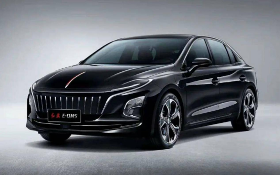 Hongqi E-QM5